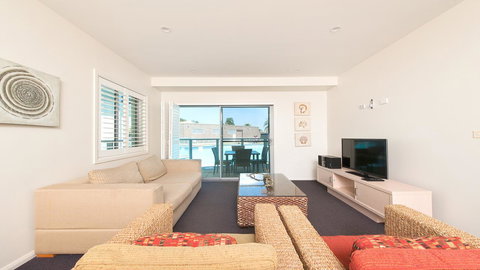 Pacific Blue, Salamander Bay - Accommodation Whitsundays 34