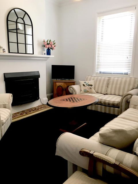 99 Hill Street Apartments - Accommodation Whitsundays 4