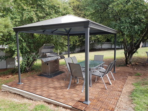 The Apple Inn - Accommodation Whitsundays 4