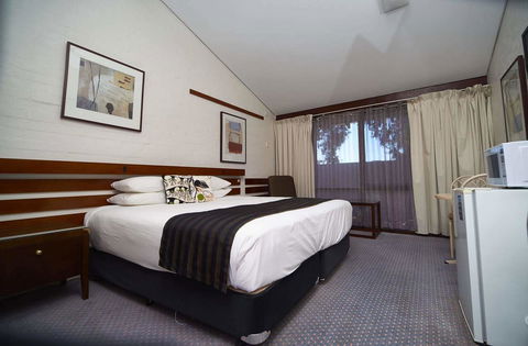 The Apple Inn - Accommodation Whitsundays 6
