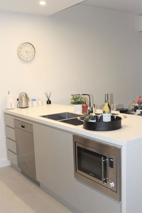 Stunning Views Sydney Olympic Park - Accommodation Whitsundays 9