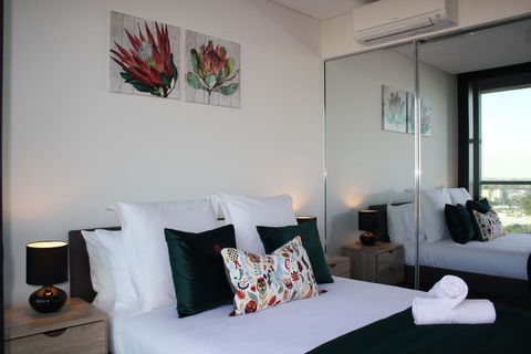 Stunning Views Sydney Olympic Park - Accommodation Whitsundays 20