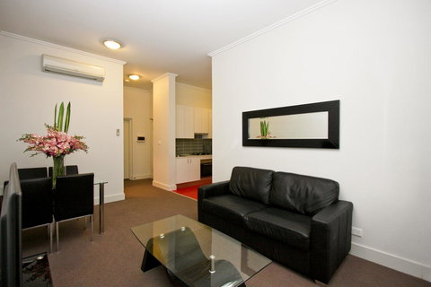 The Star Apartments - Accommodation Whitsundays 6