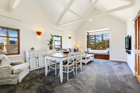 Bellevue Accommodation - Accommodation Whitsundays 2