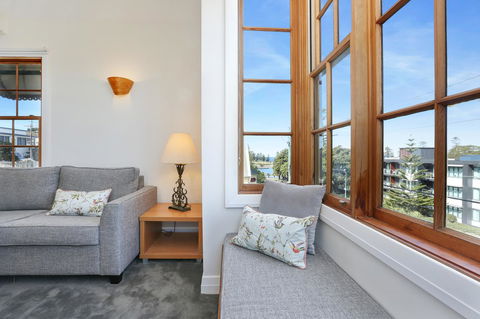 Bellevue Accommodation - Accommodation Whitsundays 9