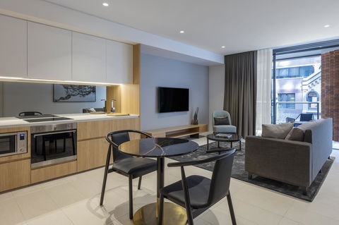 SKYE Suites Sydney - Accommodation Whitsundays 17
