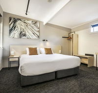 Nightcap at Colyton Hotel