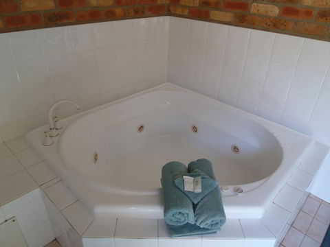 Mollymook Surfbeach Motel & Apartments - Accommodation Whitsundays 30