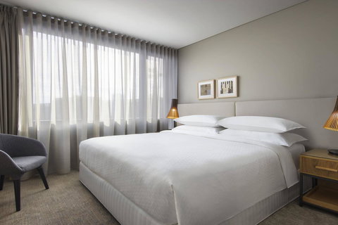 Four Points By Sheraton Sydney, Central Park - Accommodation Whitsundays 40