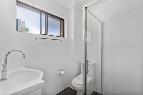 Coastal Bay Motel - Accommodation Whitsundays 3