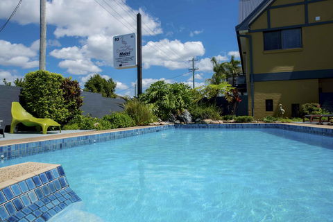 Coastal Bay Motel - Accommodation Whitsundays 24