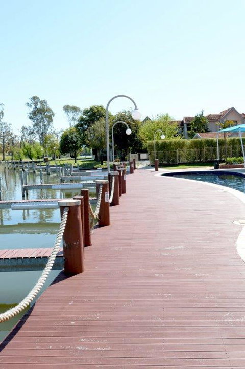 Yarrawonga Waterfront Apartments - Accommodation Whitsundays 2