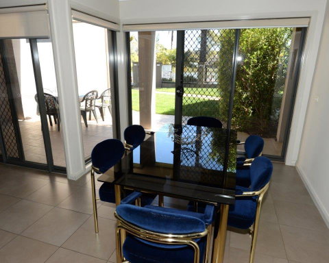 Yarrawonga Waterfront Apartments - Accommodation Whitsundays 8