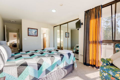Pacific Towers Beach Resort - Accommodation Whitsundays 27