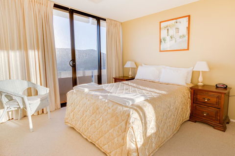 Pacific Towers Beach Resort - Accommodation Whitsundays 20