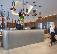 Holiday Inn Express Newcastle - Accommodation Whitsundays