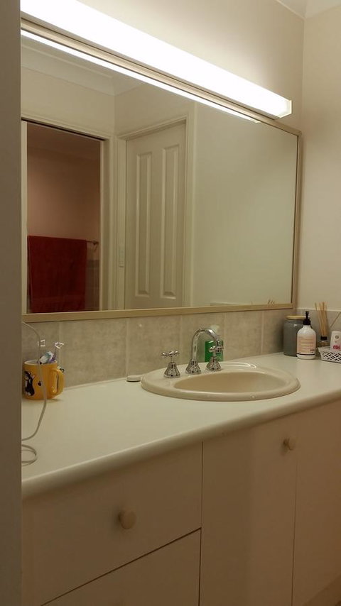 Twin Palms Holiday House At Lighthouse - Accommodation Whitsundays 11