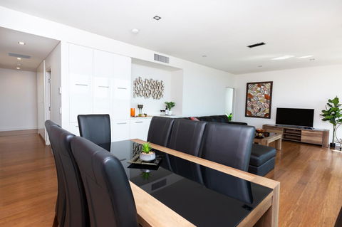 The Penthouse - Accommodation Whitsundays 8