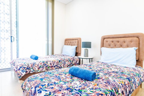 Near Train Station, New 2 BR Apt/free Parking - Accommodation Whitsundays 27