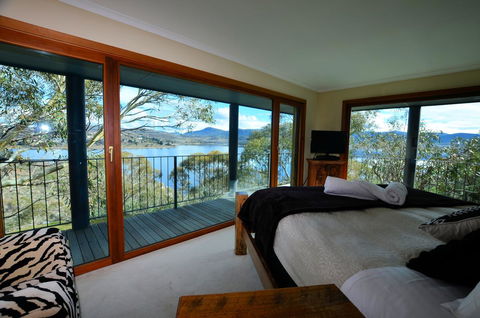 The Point - Exceptional - Accommodation Whitsundays 0