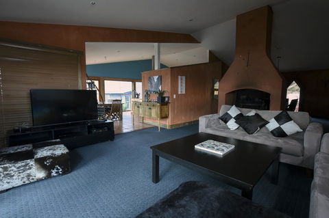 The Point - Exceptional - Accommodation Whitsundays 18
