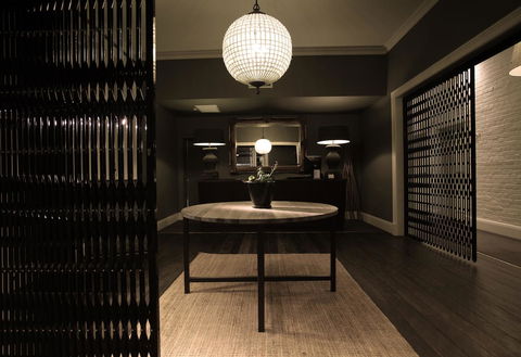 Perry Street Hotel - Accommodation Whitsundays 1