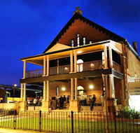 Perry Street Hotel - Accommodation Whitsundays