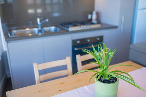 Australian Tower Stay - Accommodation Whitsundays 13