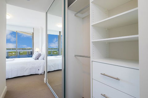 Australian Tower Stay - Accommodation Whitsundays 7