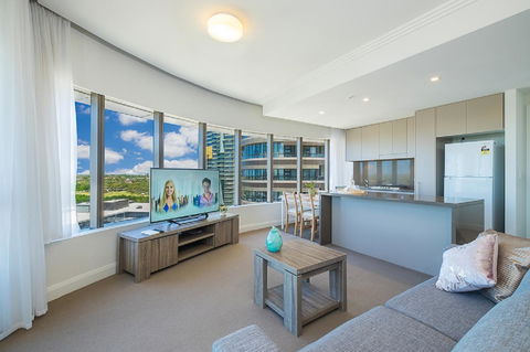 Australian Tower Stay - Accommodation Whitsundays 3