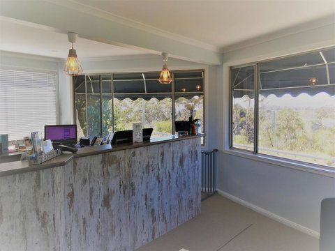 Sky Rider Motor Inn - Accommodation Whitsundays 8