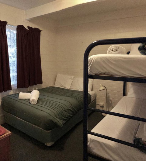 Kon Tiki Apartments - Accommodation Whitsundays 10