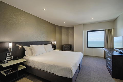 Hilton Darwin - Accommodation Whitsundays 13