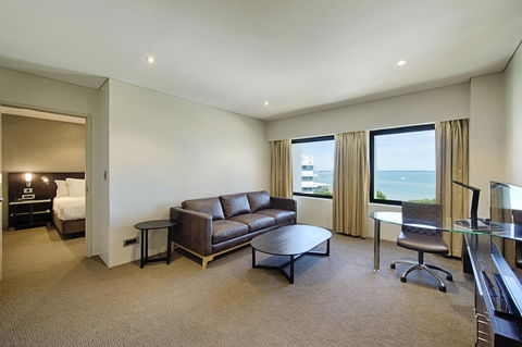 Hilton Darwin - Accommodation Whitsundays 12