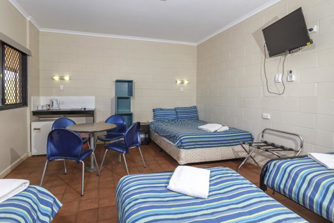 Discovery Resorts - Kings Canyon - Accommodation Whitsundays 3
