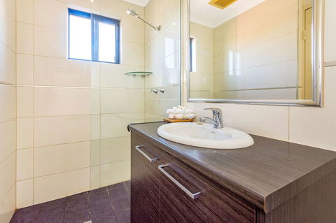 Quality Hotel Darwin Airport - Accommodation Whitsundays 20