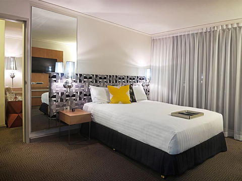 QT Canberra - Accommodation Whitsundays 8