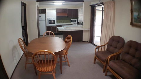 Boondilla House - The Entrance, NSW - Accommodation Whitsundays 3