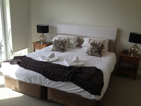 Broadbeach Inverloch Resort - Accommodation Whitsundays 2