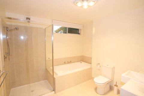 Broadbeach Inverloch Resort - Accommodation Whitsundays 1