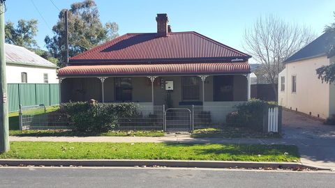 Browncoat Cottage Mudgee - Accommodation Whitsundays 0
