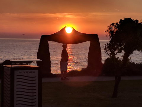 Bunbury's Most Convenient Location - Unit 2 - Accommodation Whitsundays 0