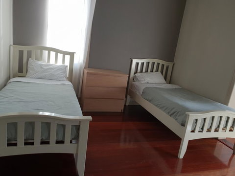 Bunbury's Most Convenient Location - Unit 2 - Accommodation Whitsundays 2