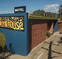 Bunkhouse Motel - Accommodation Whitsundays