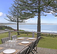 By the Sea - SPECIAL OFFER 3 FOR 2 - Accommodation Whitsundays