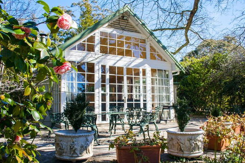 Bygone Beautys Cottages - Bronte Cottage - Accommodation Whitsundays 0