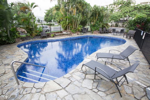 Cairns Plaza Hotel - Accommodation Whitsundays 0
