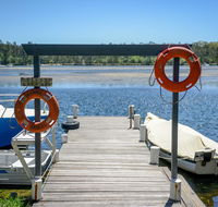 Calm Waters Waterfront Cottages - Accommodation Whitsundays