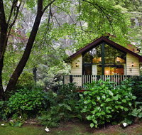 Cambridge Cottages - Accommodation Whitsundays