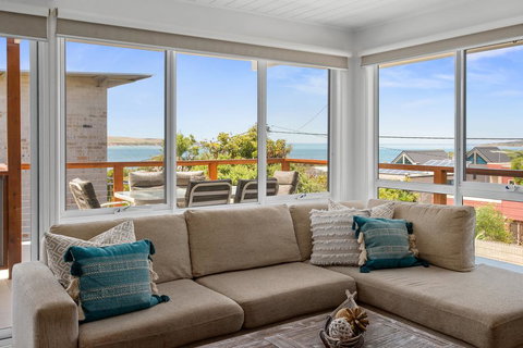 Cape Views - Accommodation Whitsundays 2